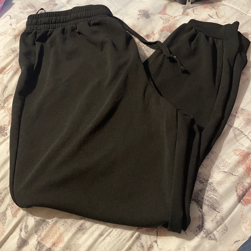 Black plants from SHEIN